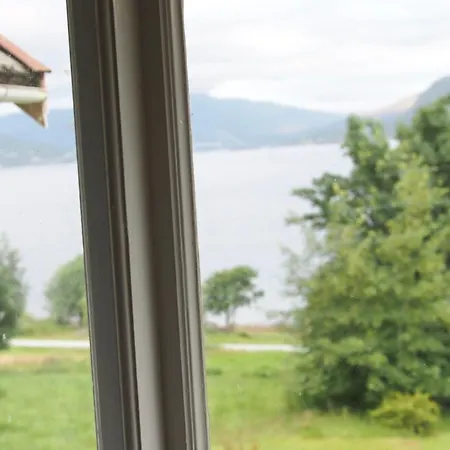 Solstrand 別荘 Kvernes